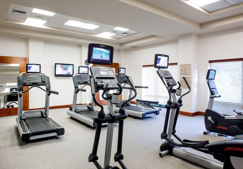 Springhill Suites Хамптън Екстериор снимка